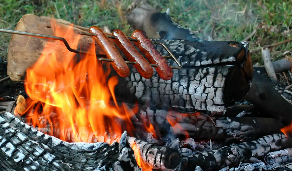 8 Best Bonfire Night Recipes to Keep You Feeling Warm Inside - Taste Of Mine