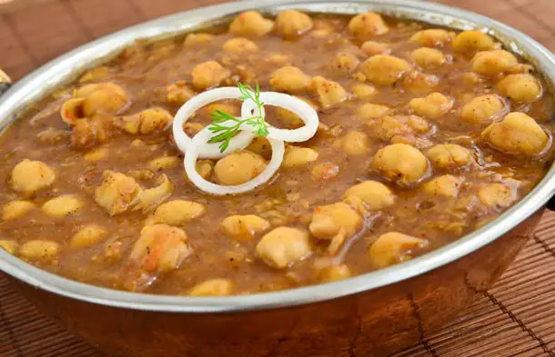 Easy Punjabi Masala Chole Recipe - Taste Of Mine