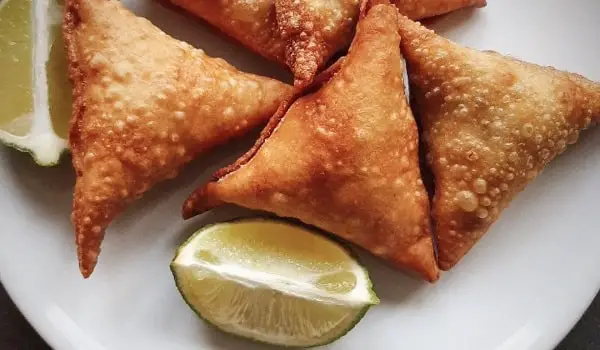 Punjabi Crunchy Beef Samosa - Taste Of Mine