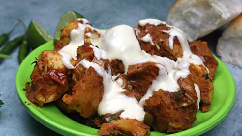 Cheesy Masala Pav - Mumbai Street Food Recipe - Tasted Recipes