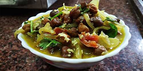 Chickpea Curry - Kadala Curry Recipe - Tasted Recipes