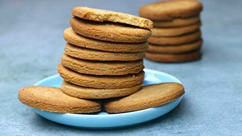 Homemade Digestive Biscuits From Wheat Atta - Tasted Recipes