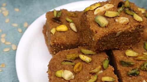 Mohanthal with Jaggery and Without Sugar - Tasted Recipes