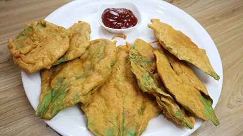 Palak Fritters - Spinach Fritters Recipe - Tasted Recipes