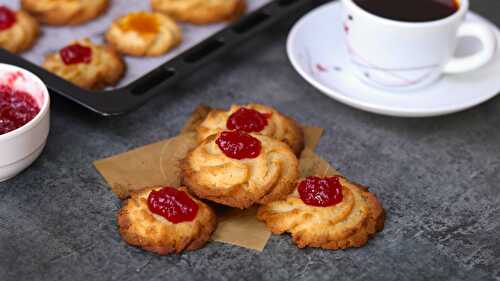 Piped Butter Cookies - Tasted Recipes