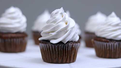 Swiss Meringue Cream - Whip Cream with Egg Whites (No Butter) - Tasted Recipes