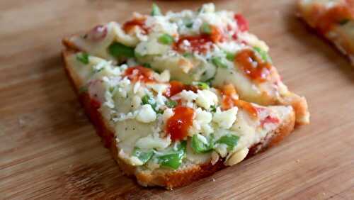 Veg Bread Pizza Recipe - Lazy Cook's Food - Tasted Recipes