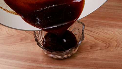 Meethi Chutney for Chaat and Snacks