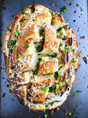 Cheesy Garlic Pull Apart Bread - Tastefully Grace