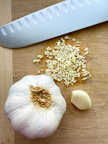 How to Easily Mince Garlic With a Knife - Tastefully Grace