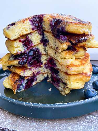 How to Make Fluffy Blueberry Pancakes