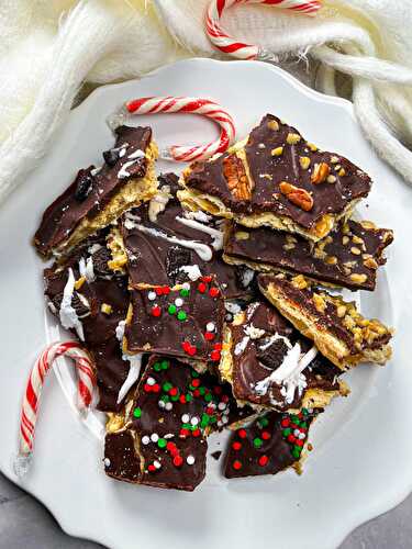 Best Christmas Crack (With Chocolate Ganache!)