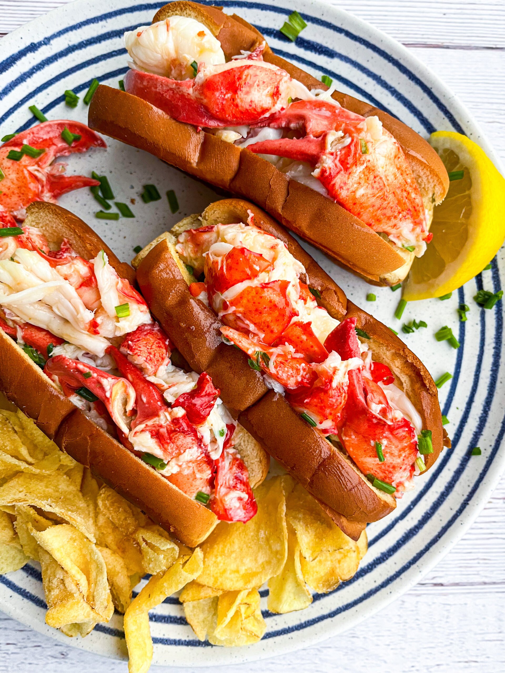 Connecticut Buttered Lobster Roll Recipe