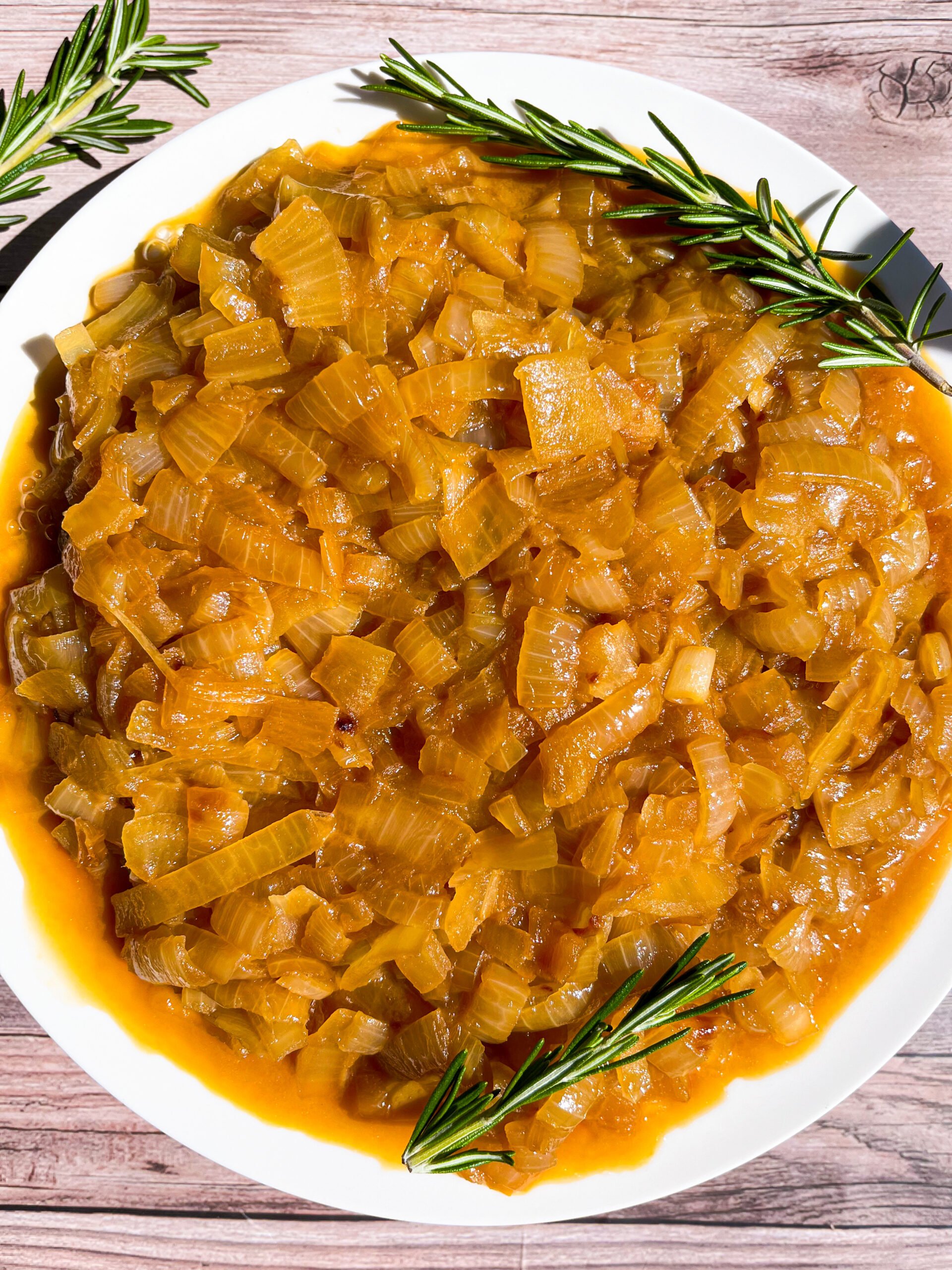 How to Caramelize Onions (Quick Caramelized Onions)