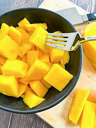 How to Cut a Mango (With Video!)