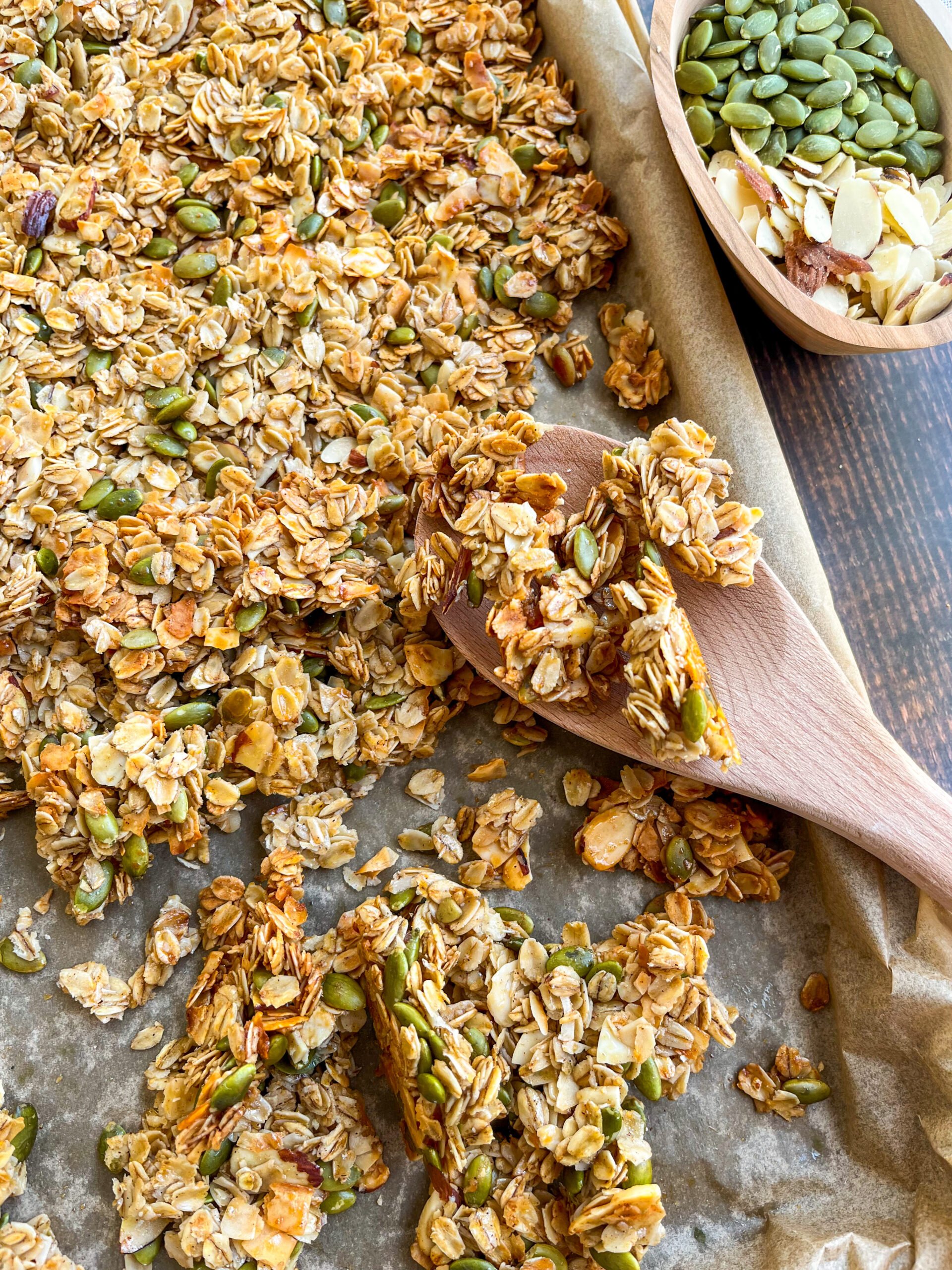Easy Homemade Granola Recipe