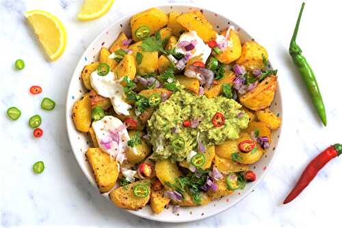 Spicy Roasted Potatoes - Vegan Easy Recipes - Teodora Vegan