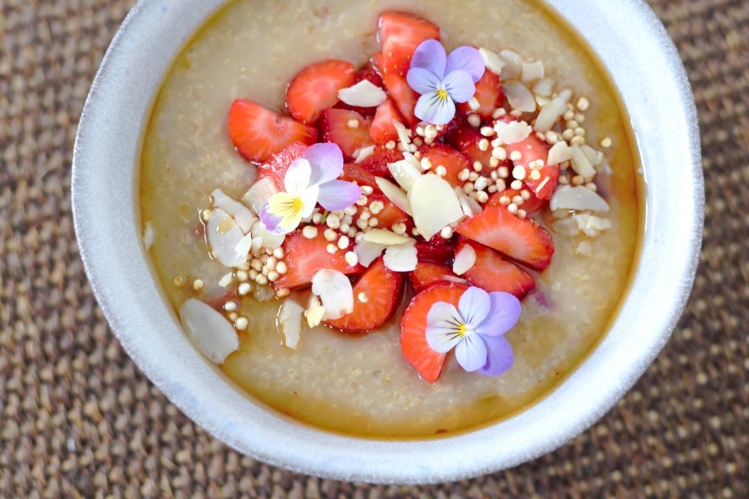 Rhubarb Strawberry Oatmeal