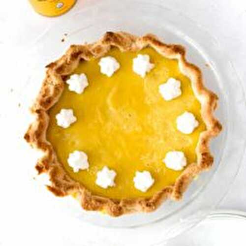 No Bake Lemon Curd Turmeric Pie