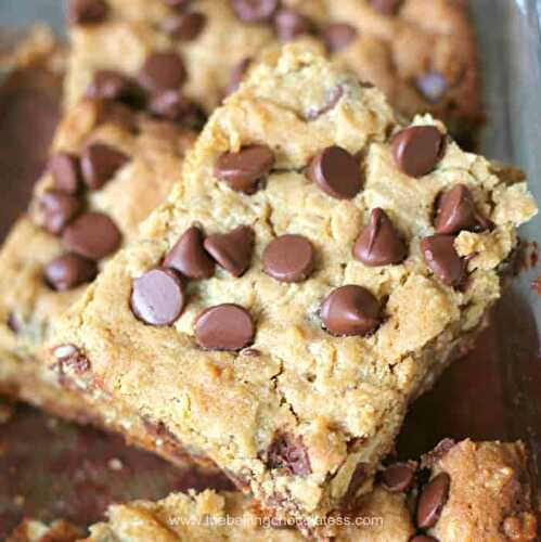 Delish Chocolate Chip Peanut Butter Oatmeal Bars