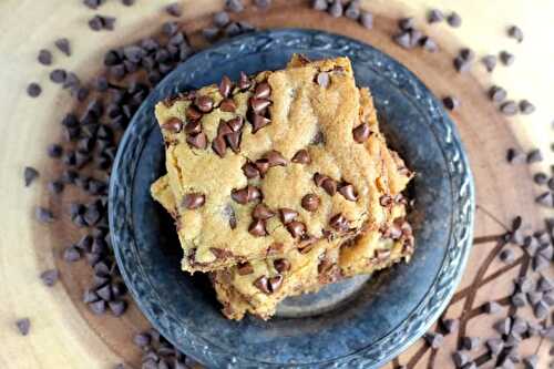 Chocolate Chip Cookie Bars for a Crowd
