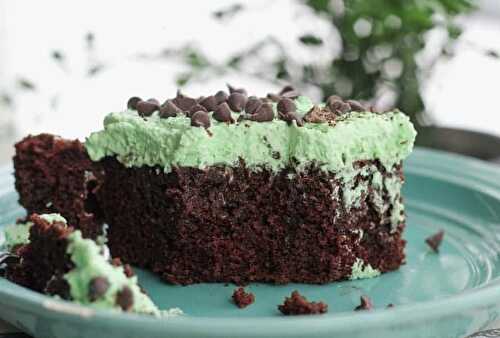 Holiday Chocolate Mint Poke Cake