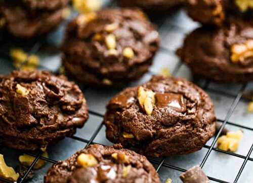 Brownie Walnut Chocolate Chunk Cookies – Vegan & GF Options too!