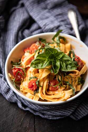 Oven Baked Goat Cheese and Cherry Tomato Beer Pasta