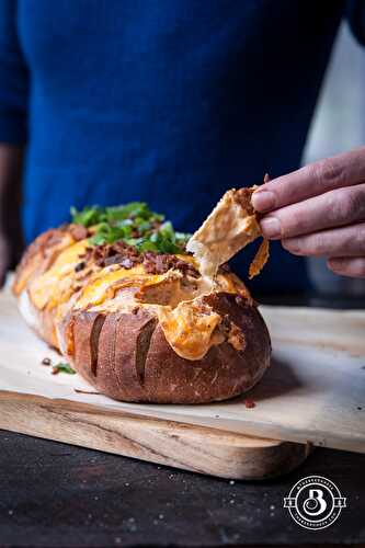 Easy Beer Cheese and Bacon Pull-apart Loaf - The Beeroness