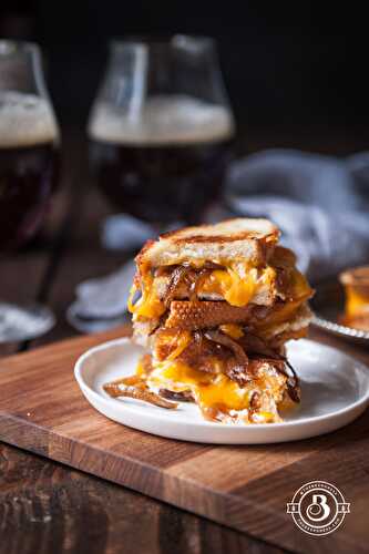 Slow Cooker Beer Caramelized Onion Grilled Cheese Sandwiches - The Beeroness