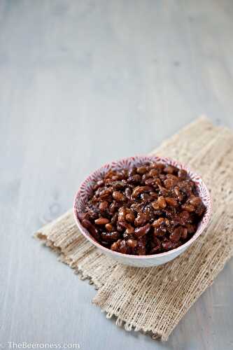 Slow Cooker Maple Bacon Beer Baked Beans
