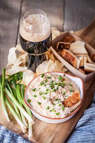 Slow Cooker Stout Caramelized Onion Dip, OMG too good and so easy!
