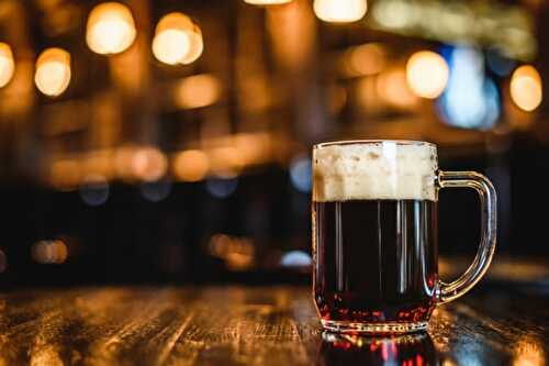 Dark Beer: Taste, 8 Best Brands + 14 Types