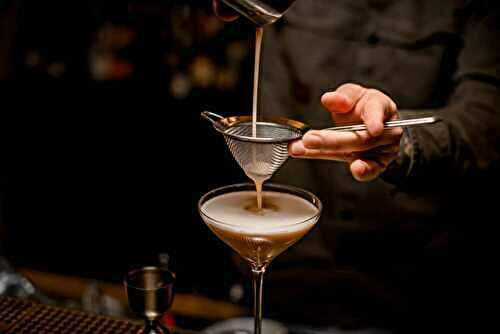Espresso Martini: Best Cocktail Recipe + 7 Delicious Variations