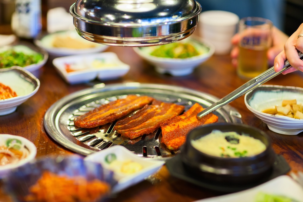 Korean Street Food: 25 Popular Dishes + 3 Secret Recipes