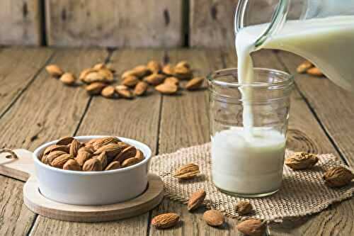 5 Health Benefits of Almond Milk + 5 Tips and Hacks