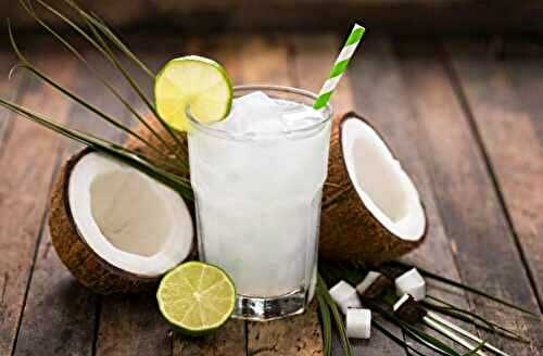 5 Health Benefits of Coconut Water + 5 Tips and Hacks