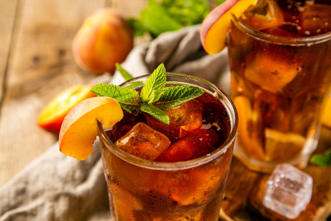 Long Island Iced Tea: Recipe, 7 Alternatives & 5 Alcohol Brands