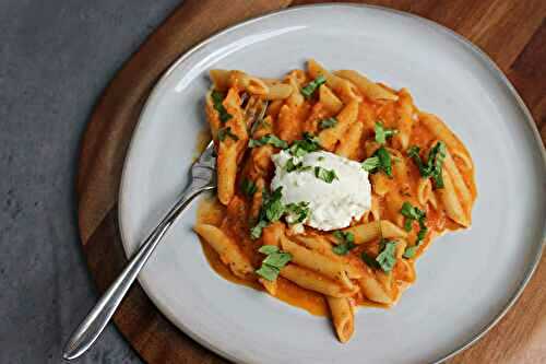 Roasted Tomato, Garlic, and Ricotta Pasta