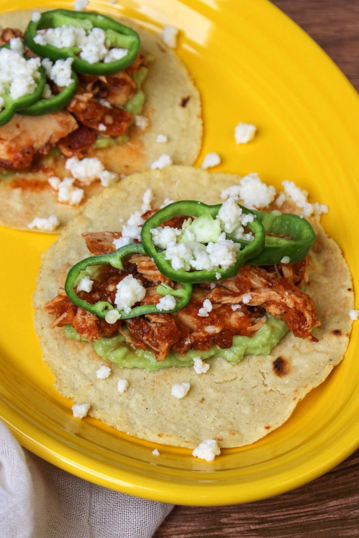 Slow Cooker Chicken Tinga Tacos