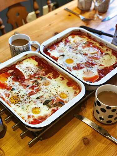 Baked eggs in spiced tomatoes - The Delectable Garden Food Blog