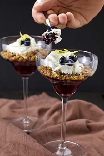 Blueberry crunch with a goat cheese mousse