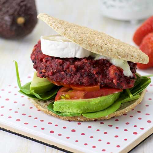 Red beets and quinoa patties