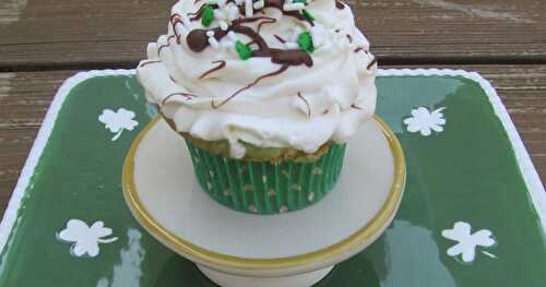 Butter Mint Green Swirl Cupcakes w/ Bailey's Irish Cream Whipped Cream Frosting and Chocolate Drizzle!