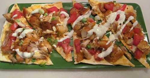 Celebrate New Years with this Buffalo Wings Flatbread Appetizer!