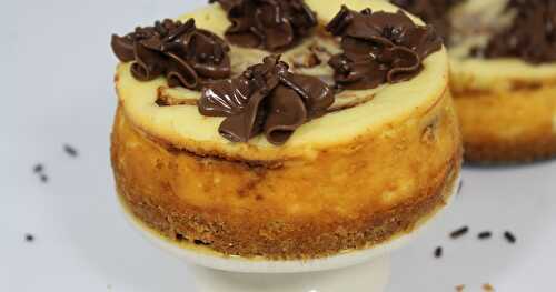 Chocolate Marbled Vanilla Cheesecake