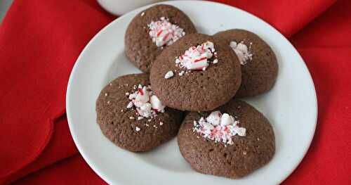 Chocolate Mint Thumbprints/#christmascookies