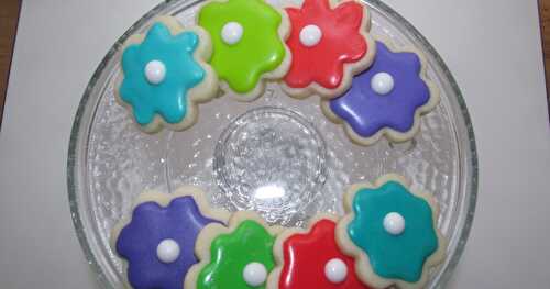Mini Sugar Cookies and a Giveaway!