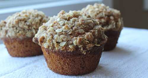 Pumpkin Muffins with Streusel Oat Topping