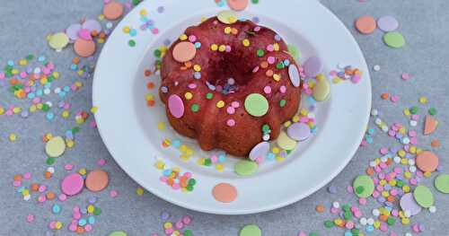 Strawberry Sprinkled Bundt Cake/#BundtBakers